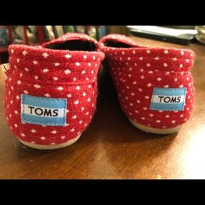 Red and while polka dot classic toms